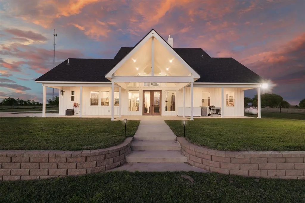 211 Knust Circle, Gholson, Texas 76705 | Residential Properties ...
